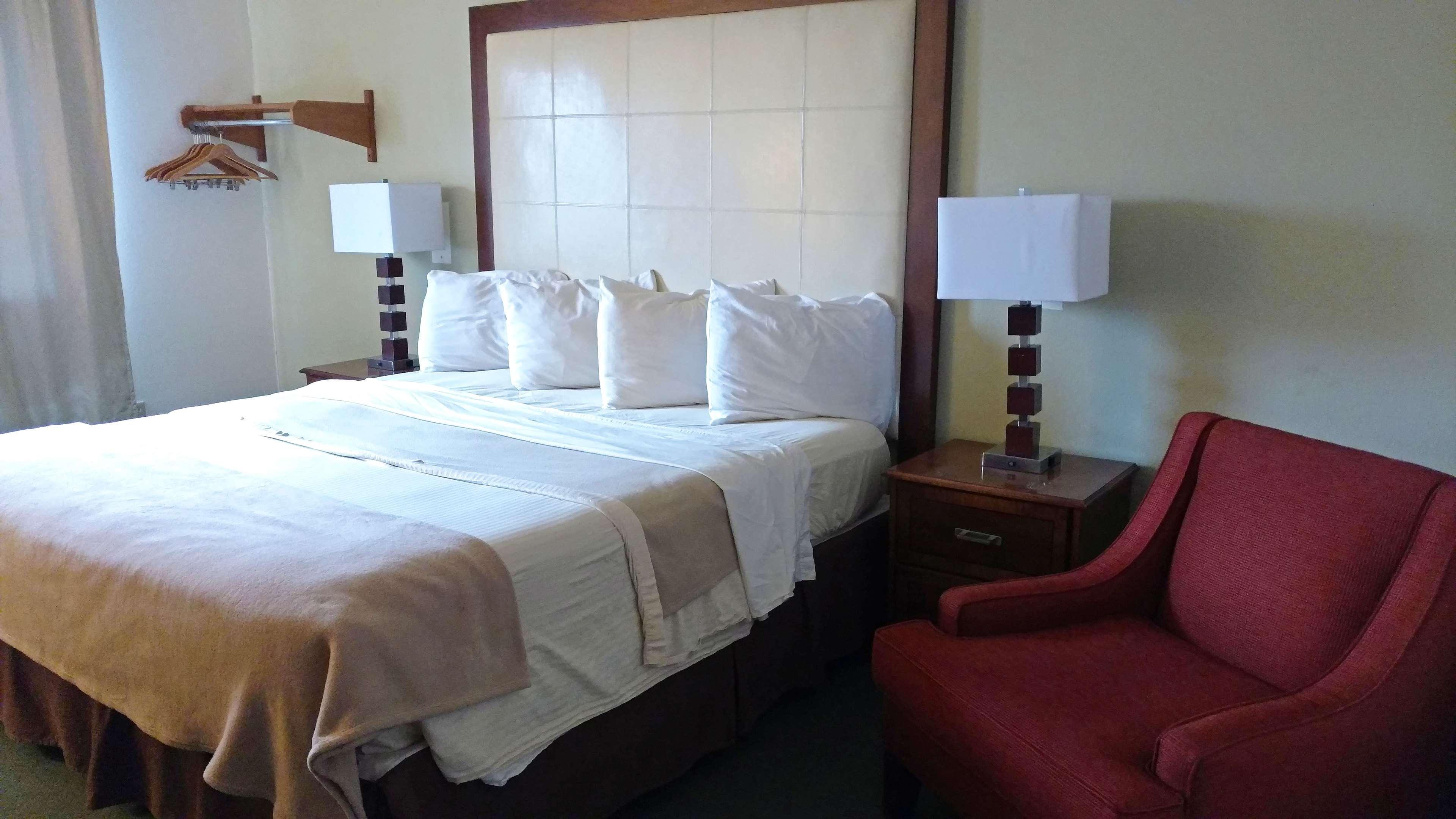 Americas Best Value Inn Zumbrota Exterior photo